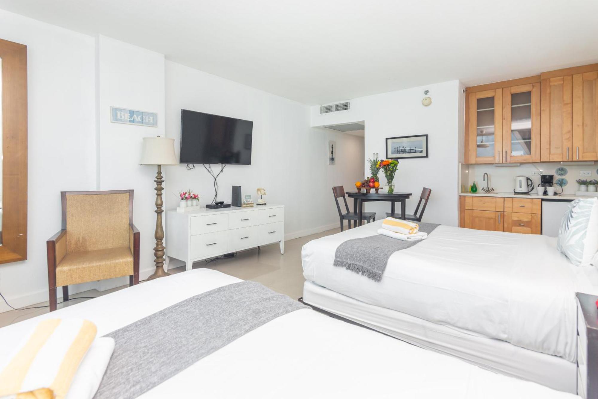 Girasole Apartments Miami Beach Exterior photo