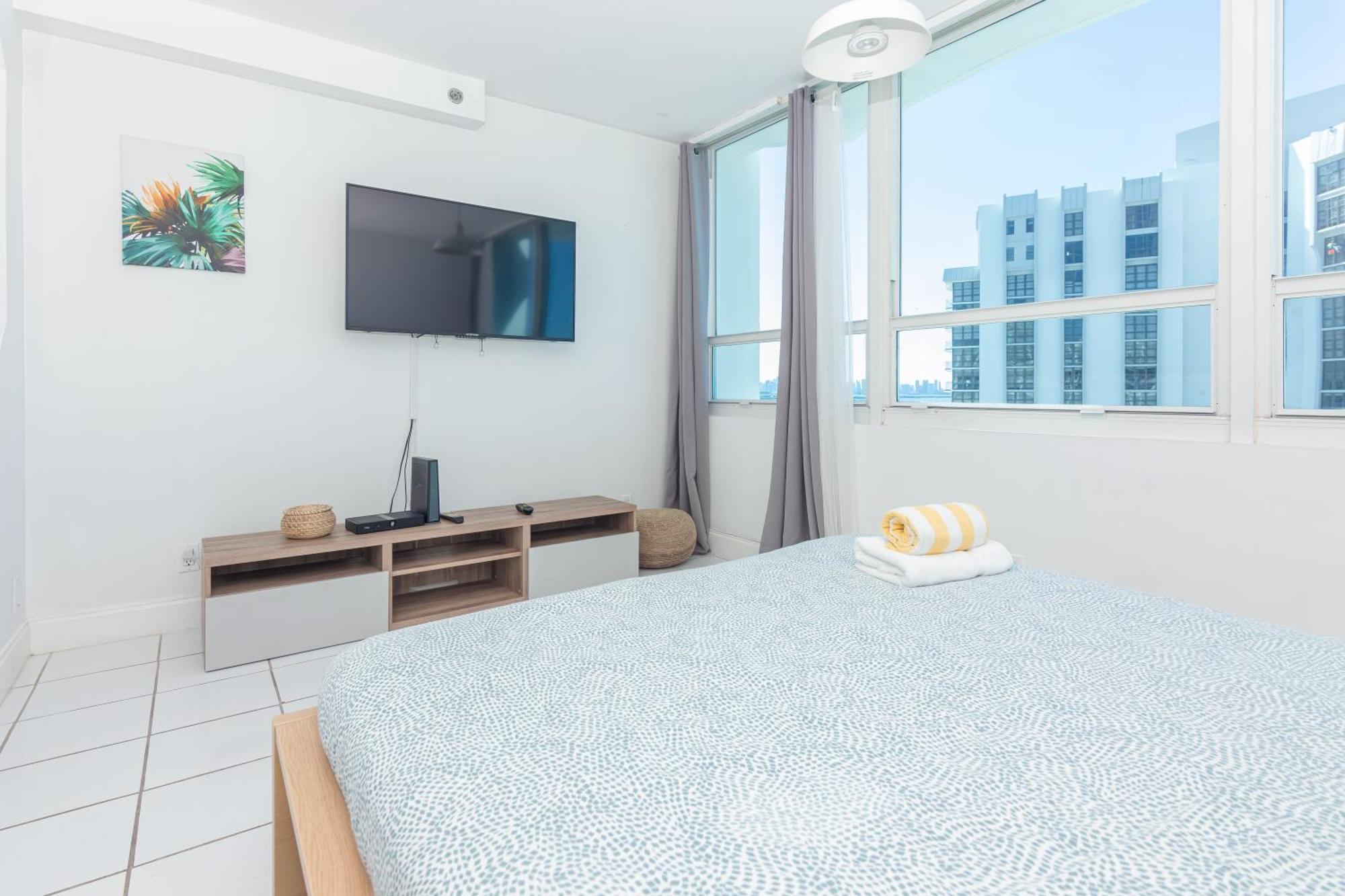 Girasole Apartments Miami Beach Room photo